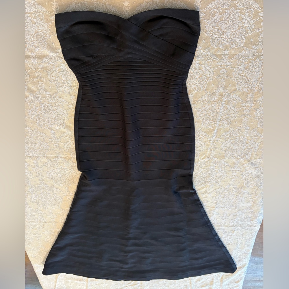 Herve Leger - The Sara Gown - Picture 4 of 9